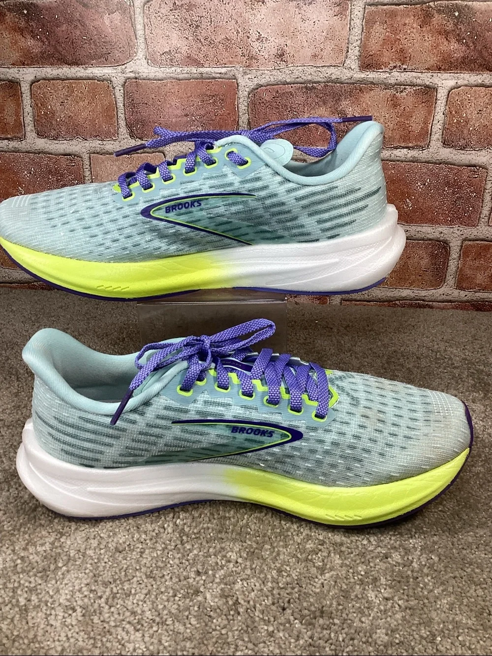 N/A brooks hyperion